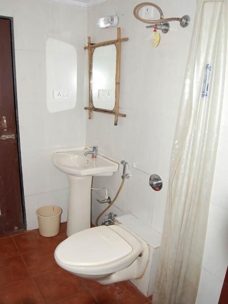 Viva Baga Hotel 23/25