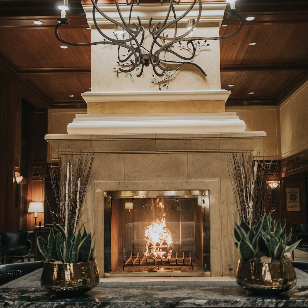 The Rimrock Resort Hotel Banff 7/71