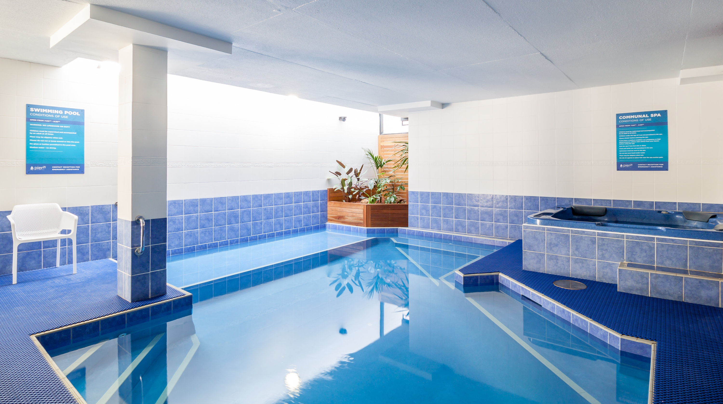 Pier 21 Apartment Hotel 36/60