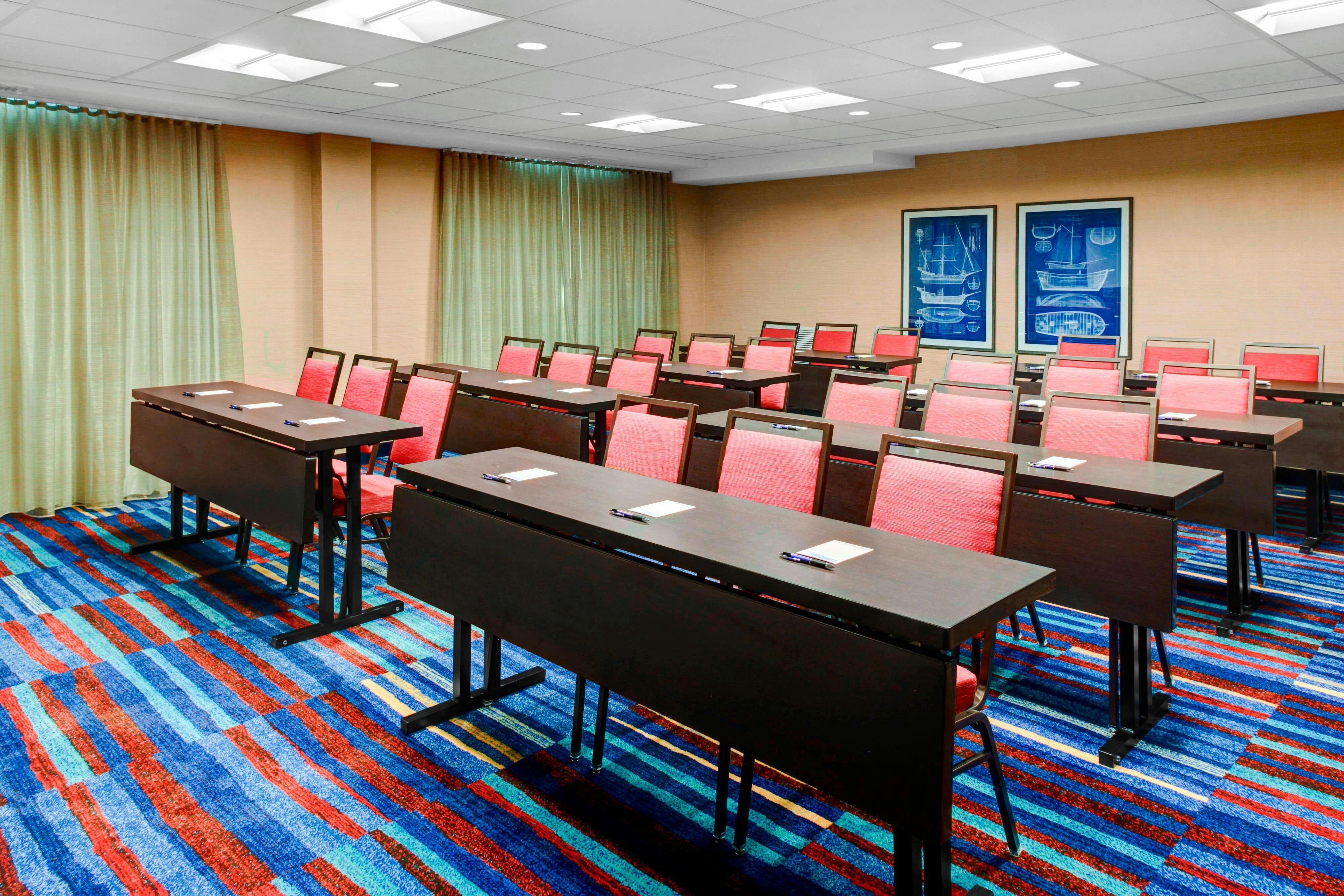 Fairfield Inn And Suites Cape Cod Hyannis 29/38