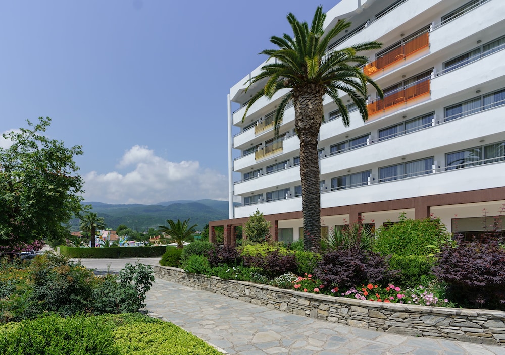 CRONWELL PLATAMON RESORT 2/50