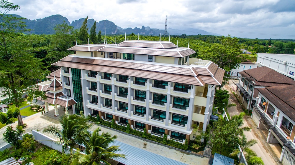 Wanarom Residence Hotel 3/52