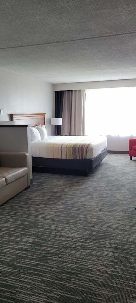 Country Inn & Suites By Radisson, Fredericksburg South (I-95), VA 7/26