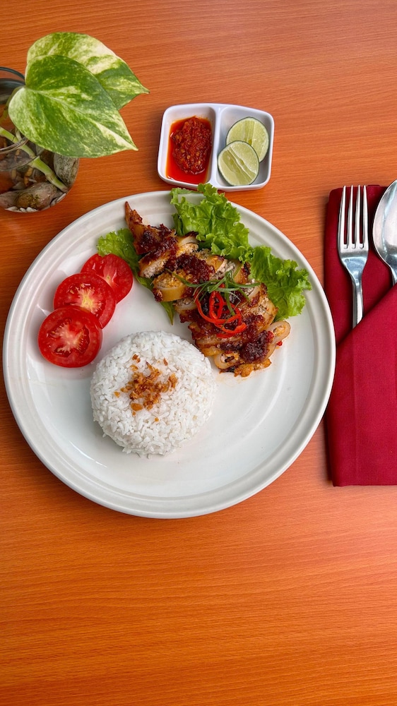 SOLL MARINA HOTEL SERPONG 45/64