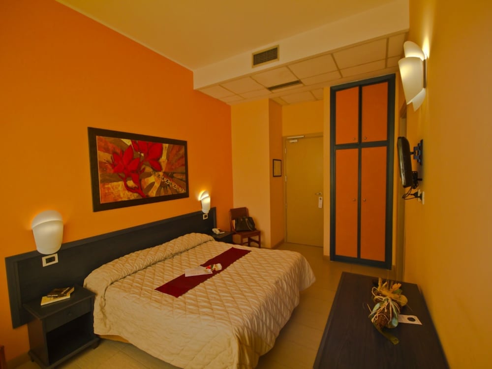 Hotel Serapo 16/58