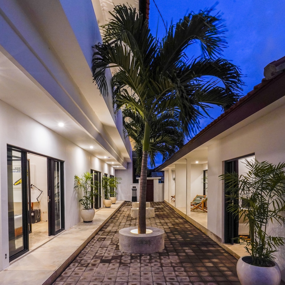 Berawa Nest (formely Canggu Studio Downtown) 36/50