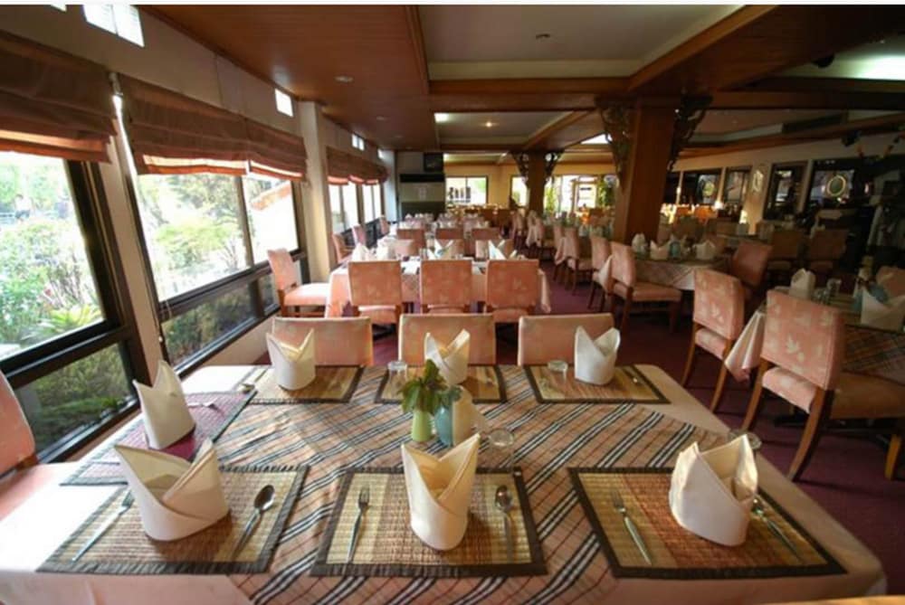 Dad D Resort by Lopburi Inn Resort 43/63