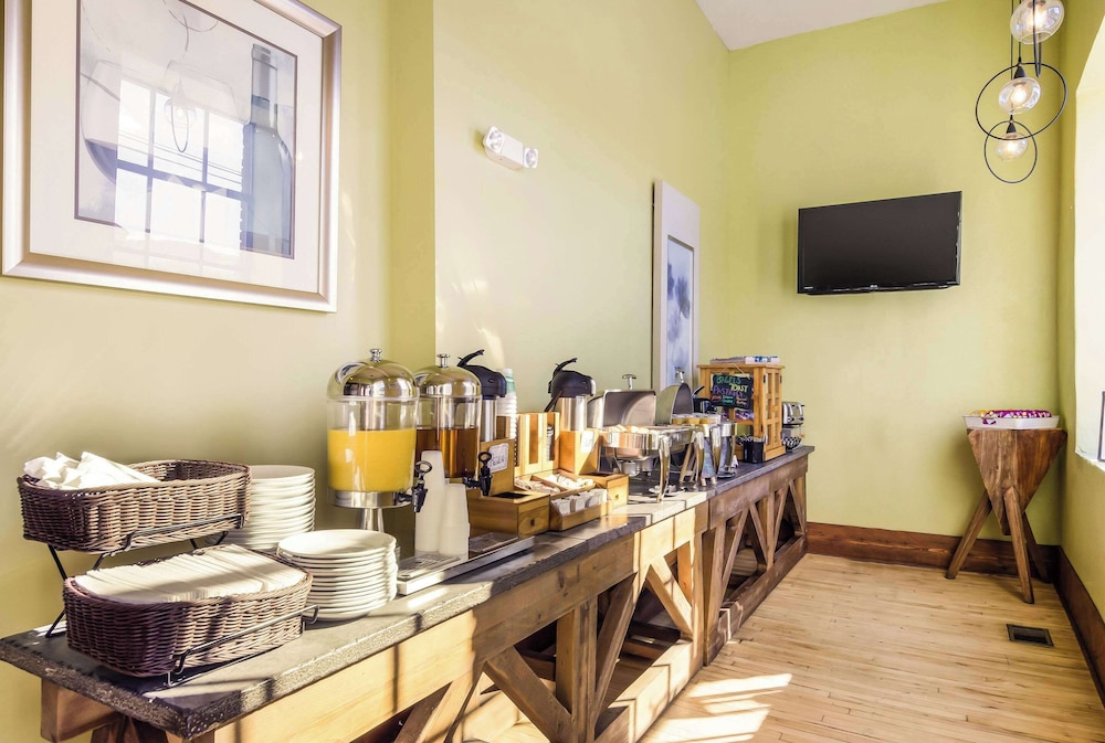 Jackson Park Inn, an Ascend Collection Hotel 37/50