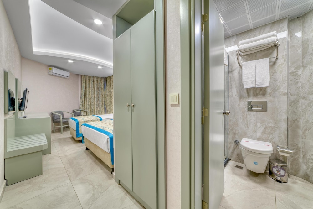 Hatipoglu Beach Hotel 66/66