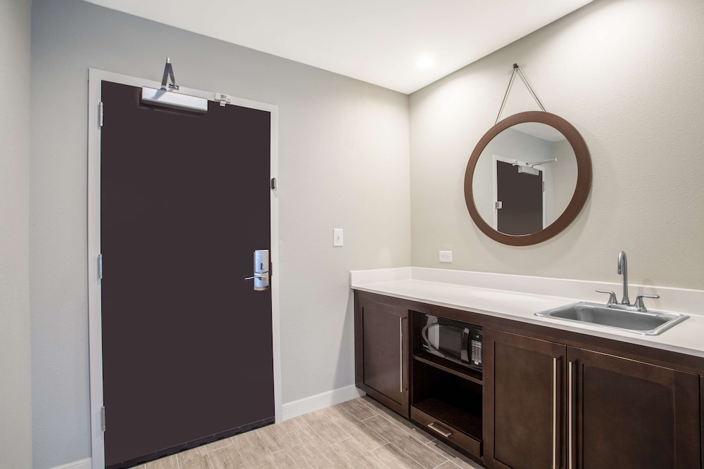 Hampton Inn Rochester Penfield 26/43
