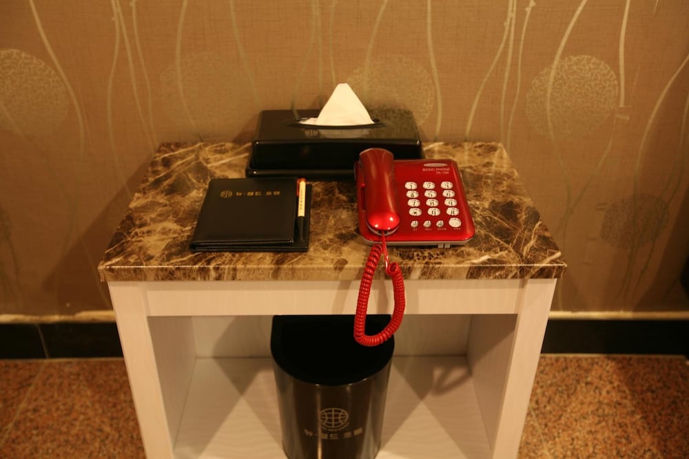 Hotel New World 46/49