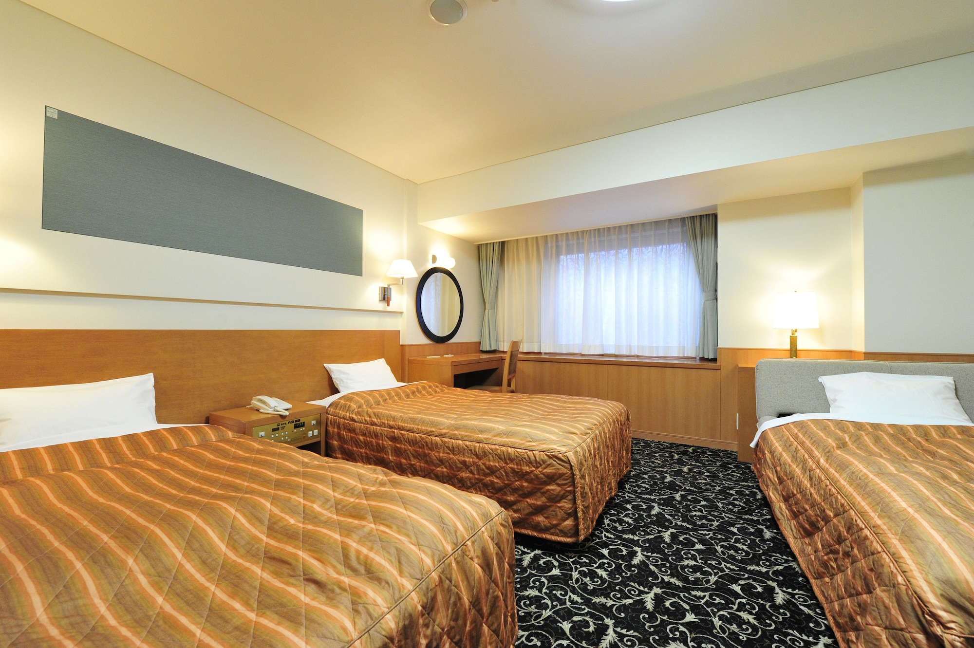 ROOM, TRIPLE, ANNEX