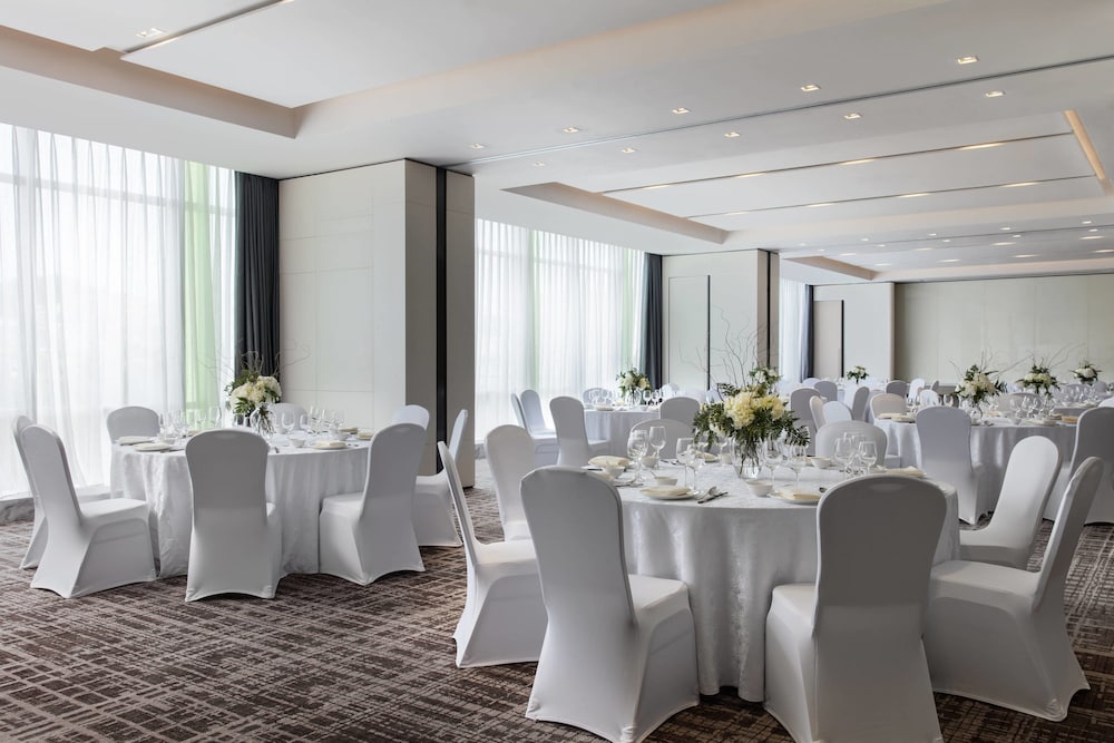 Courtyard by Marriott Shenzhen Northwest 41/43