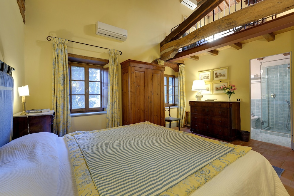 Villa Le Barone 5/50