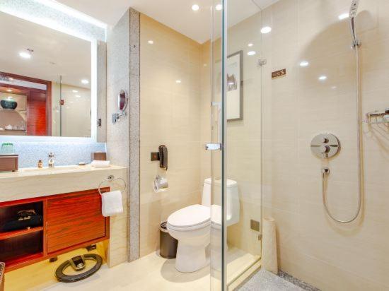 Binhai Jinling International Hotel 55/62