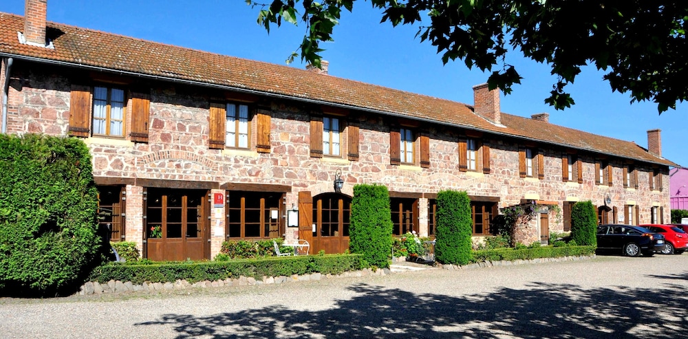 Hotel Le Dahu 1/23