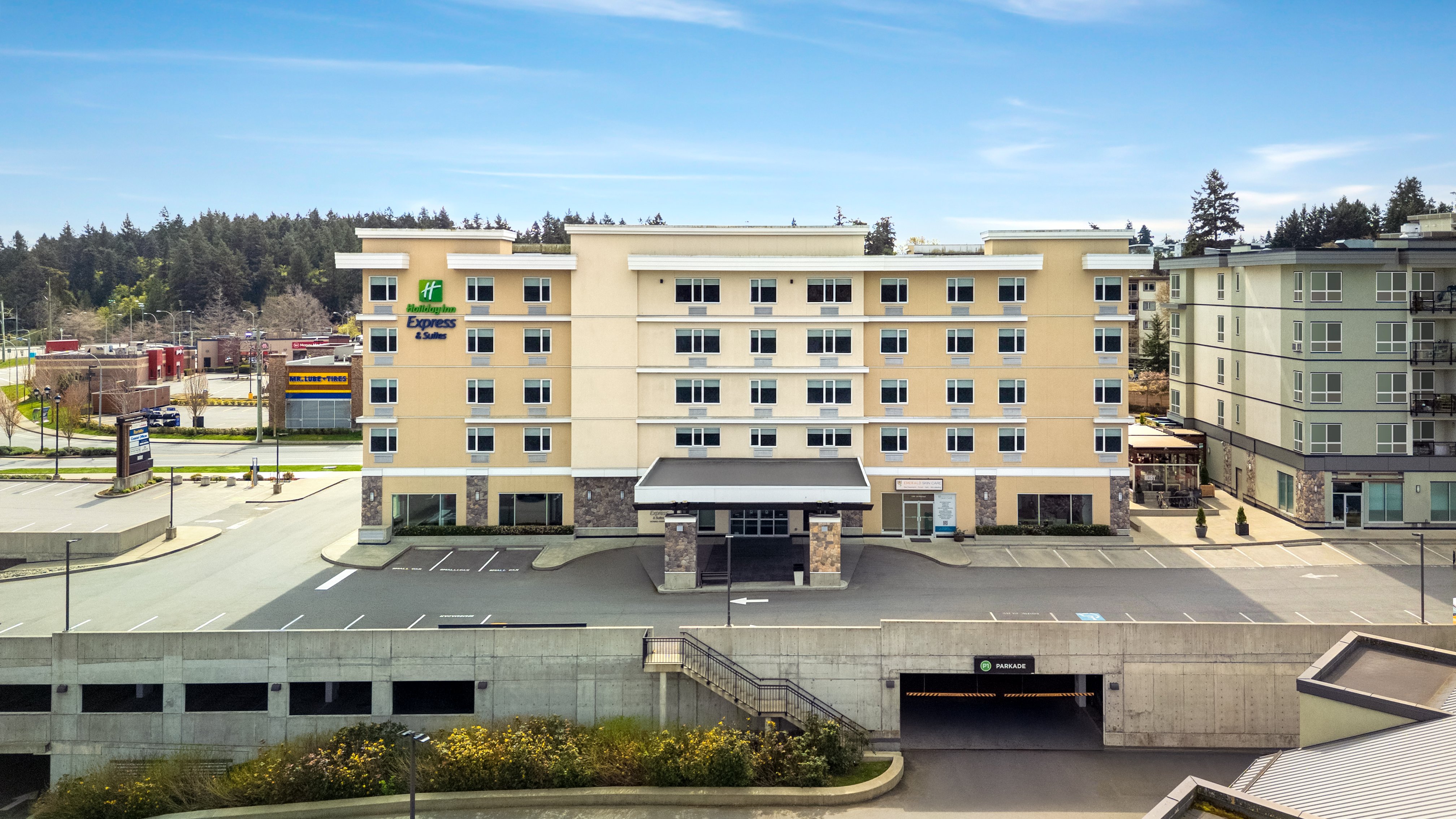 Holiday Inn Express And Suites Victoria Colwood 6/67
