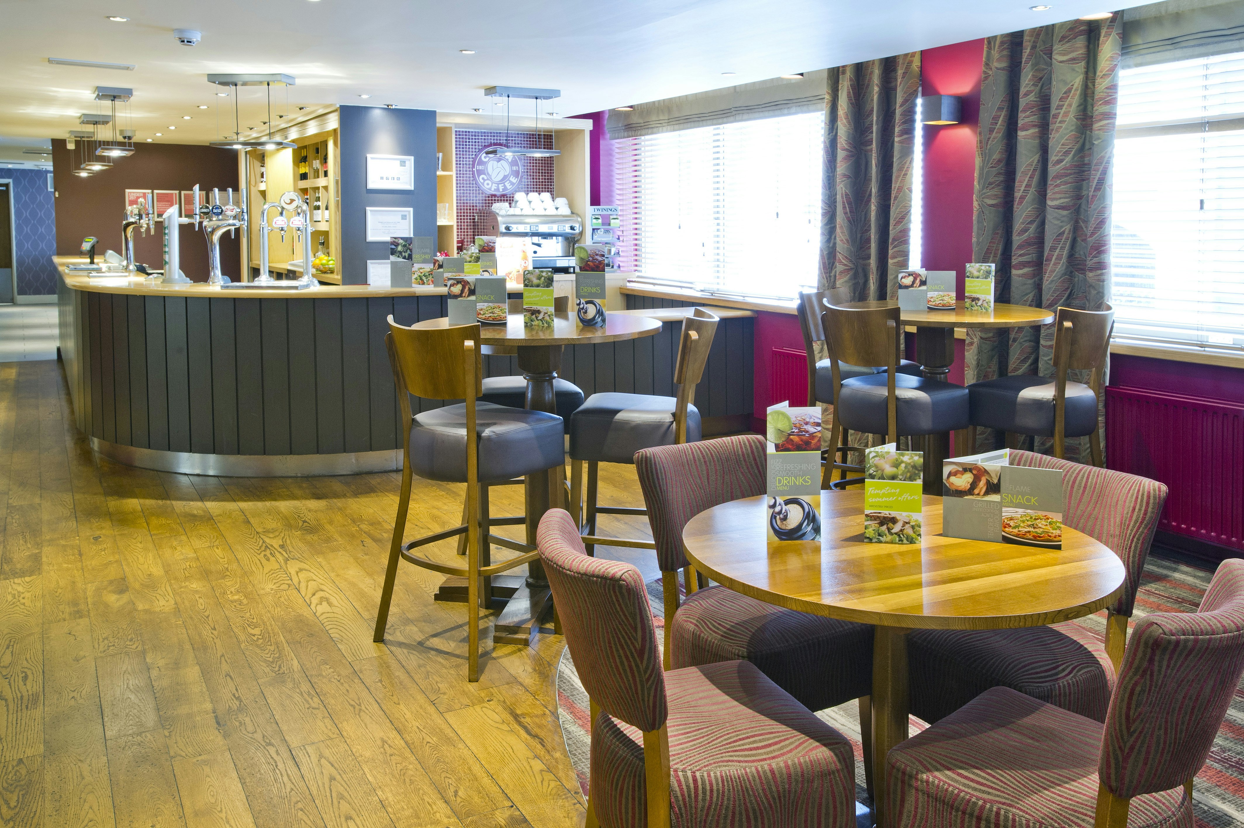 Premier Inn Glasgow City Centre (George Square) Hotel 35/48