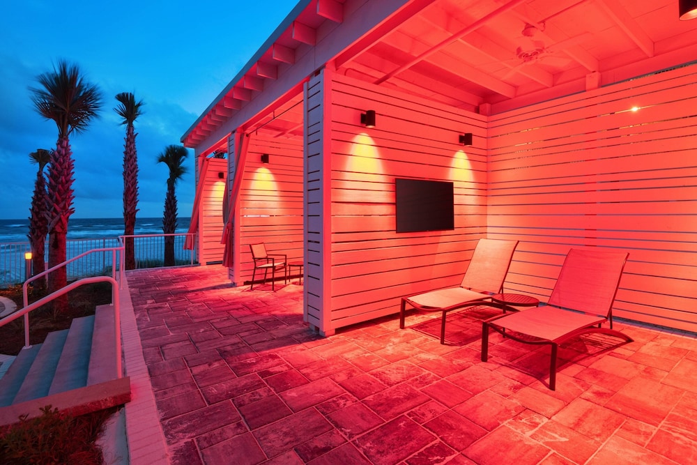 SpringHill Suites by Marriott Panama City Beach Beachfront 24/48