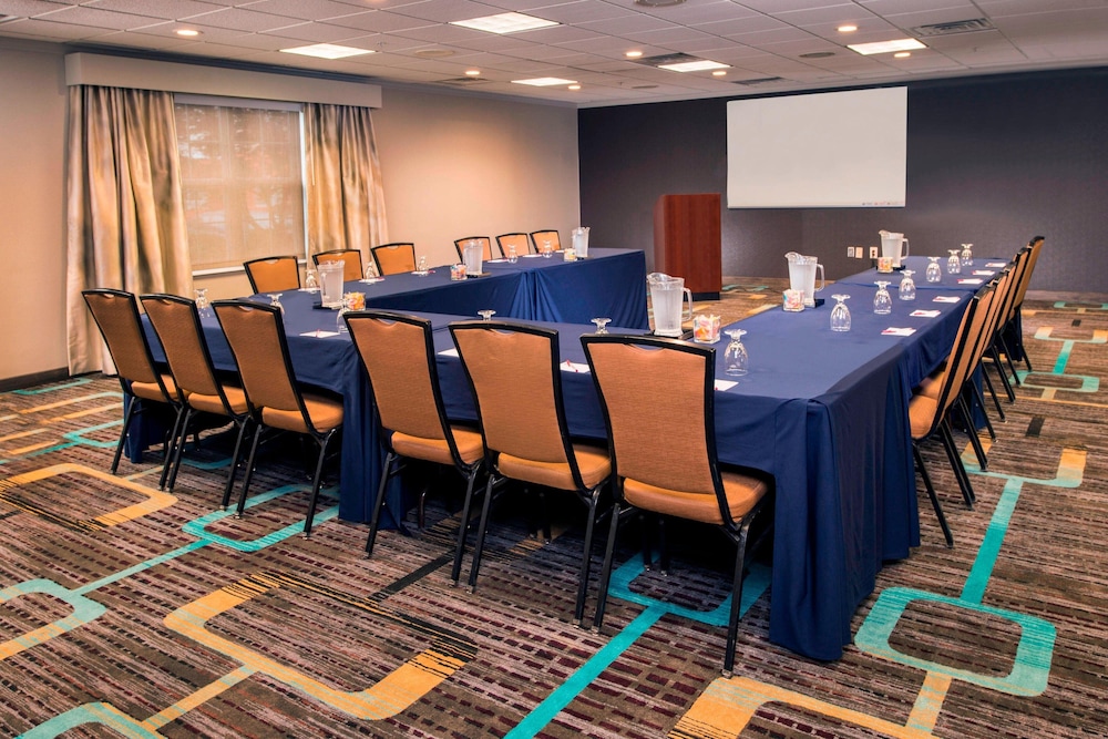 Residence Inn by Marriott Frederick 46/49