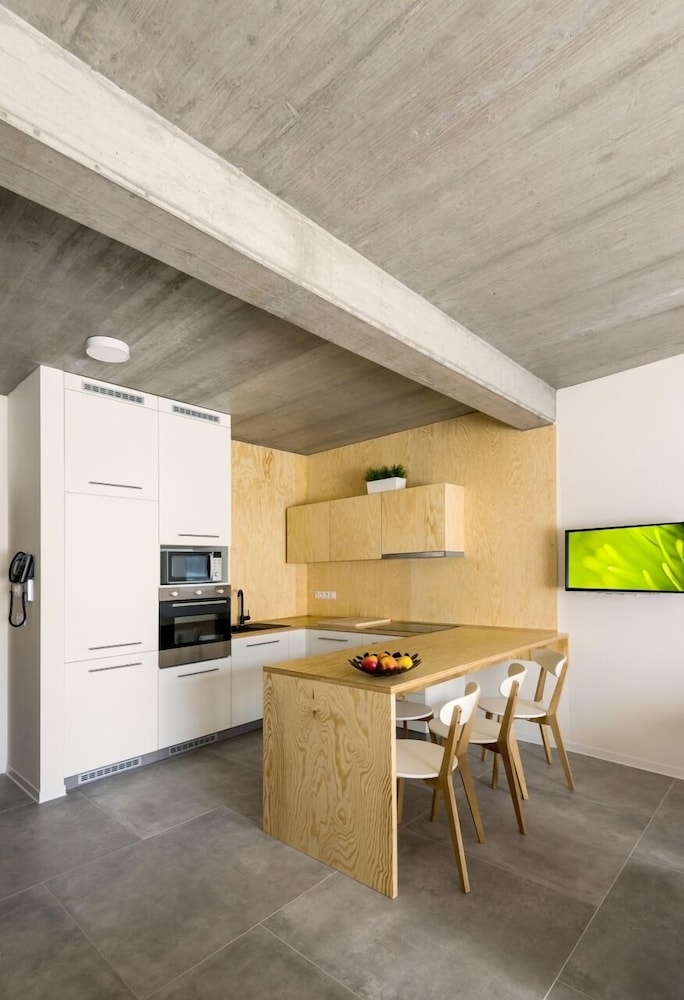 Residence Trafick 12/68