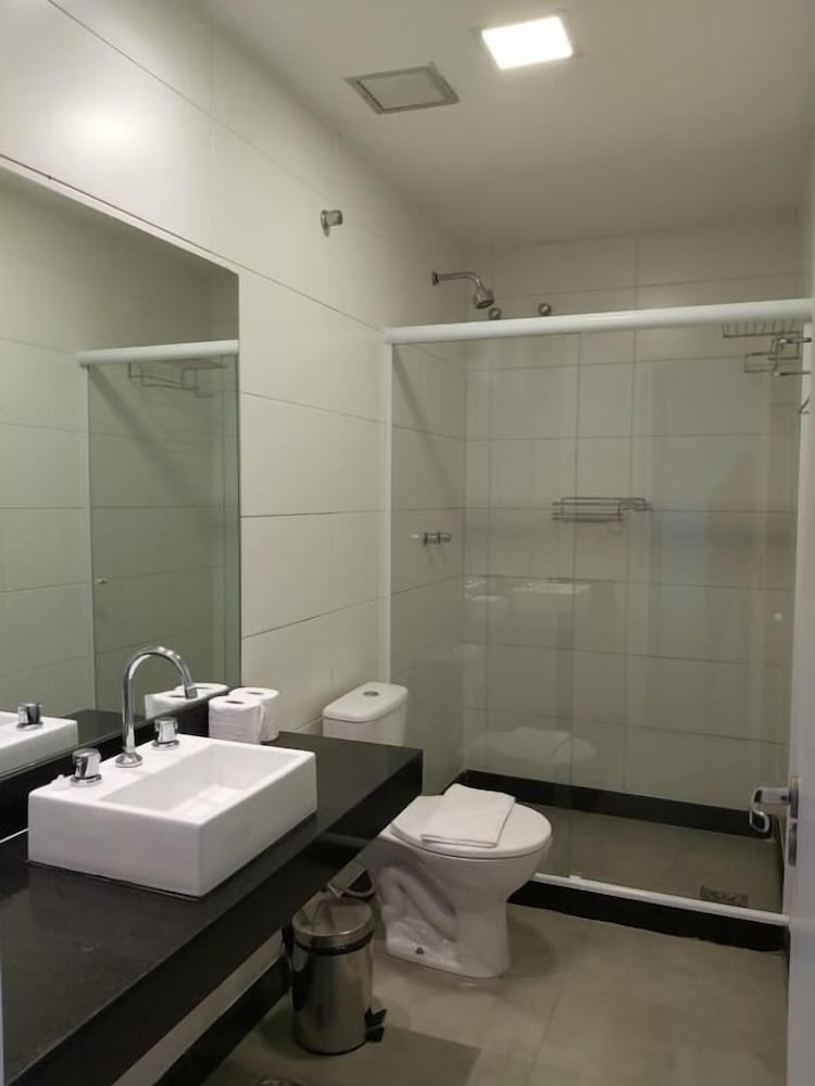 Be Loft Lounge Hotel 32/33