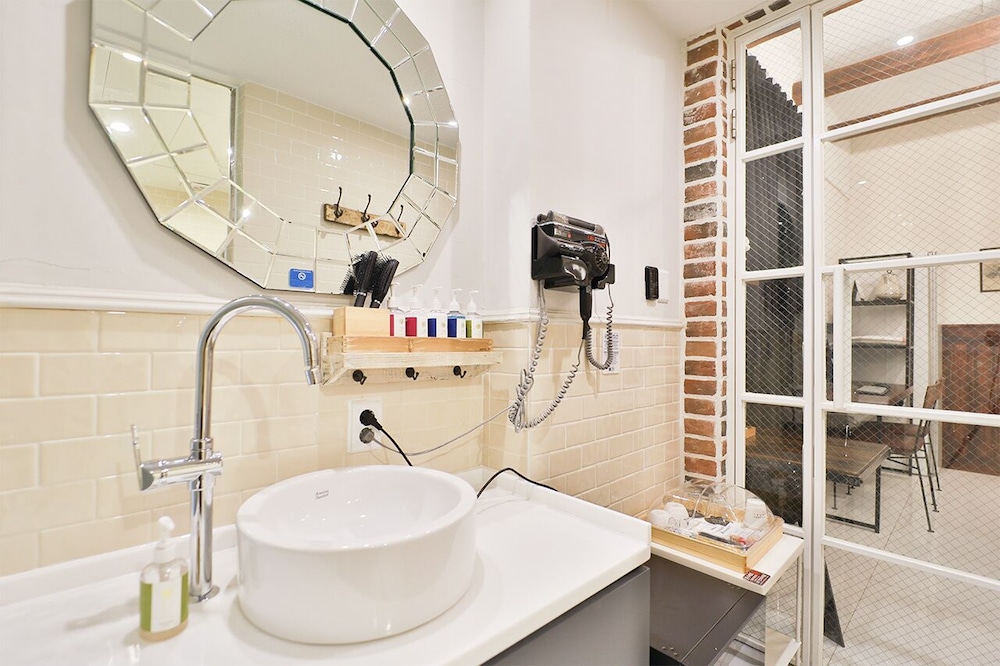 جناح بسرير مزدوج، February Hotel Hwanggeum 10/10