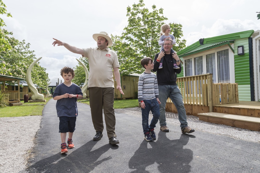 Adventurer's Village Milton Keynes 22/49