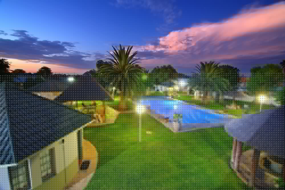 Kalahari Arms Hotel 14/69