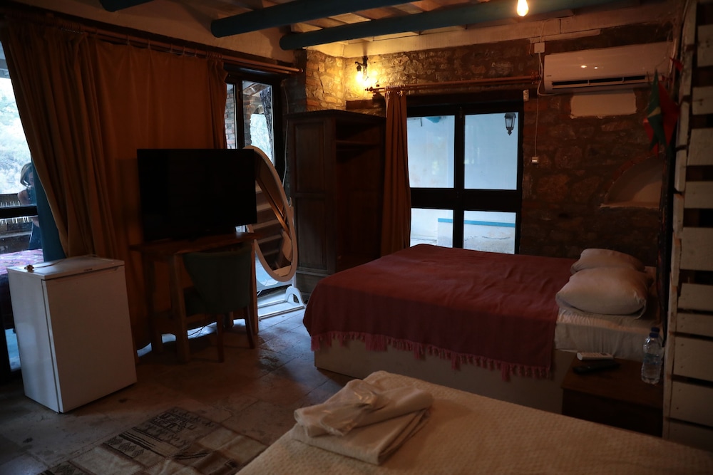 Kayserkaya Cottages & Camping 23/50