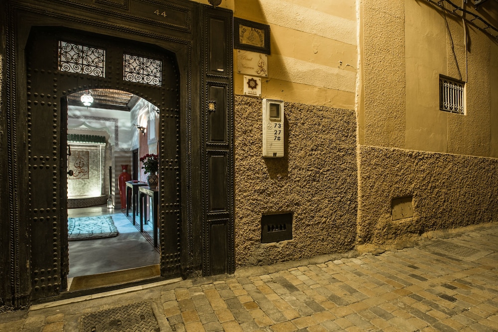 RIAD NASREEN 29/76