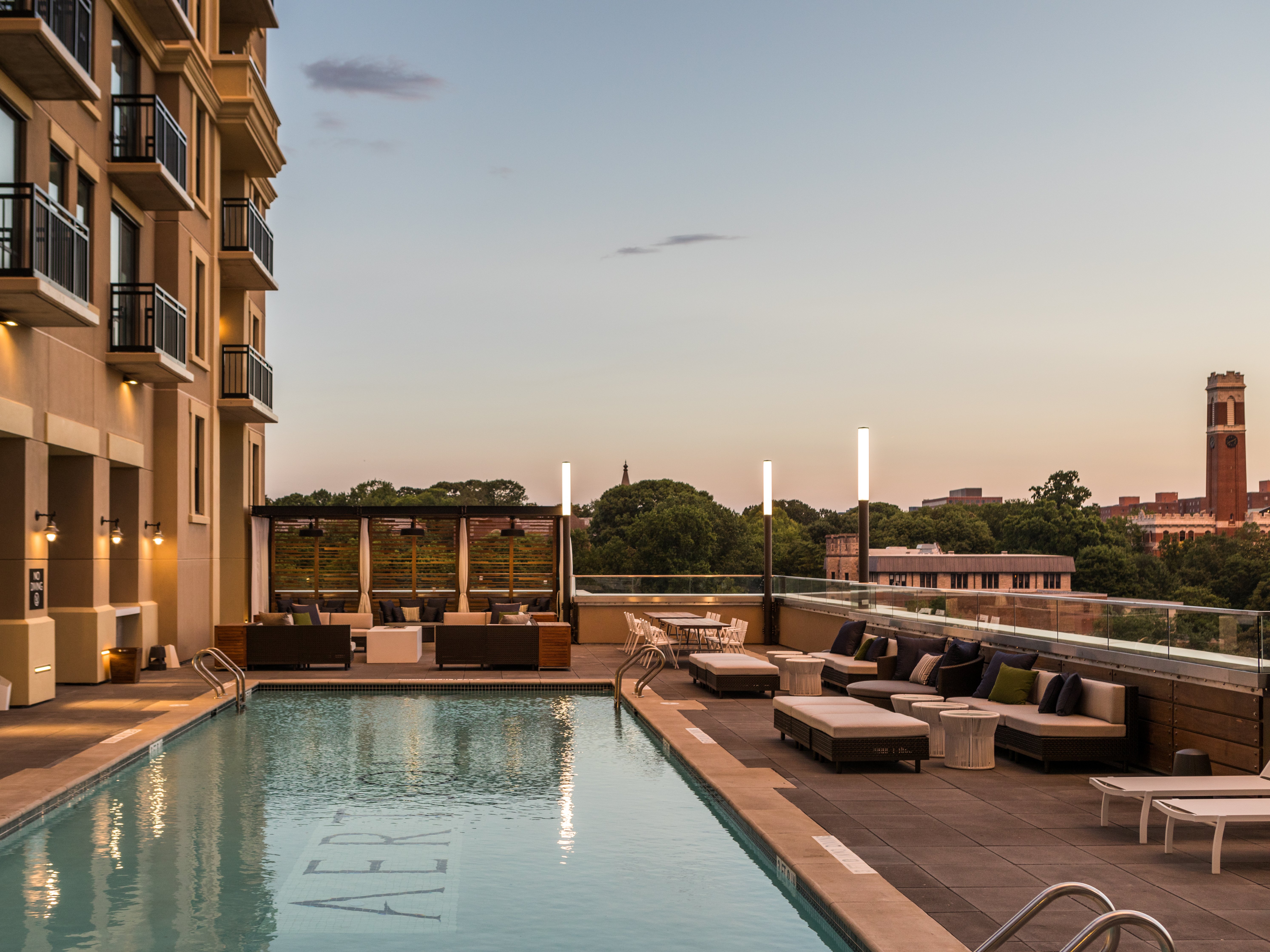 Kimpton Aertson Hotel 75/76