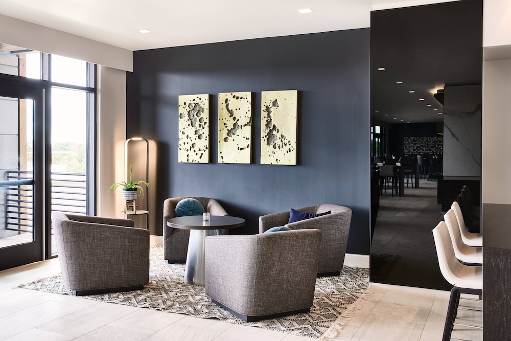 AC Hotel by Marriott Charlotte SouthPark 38/57