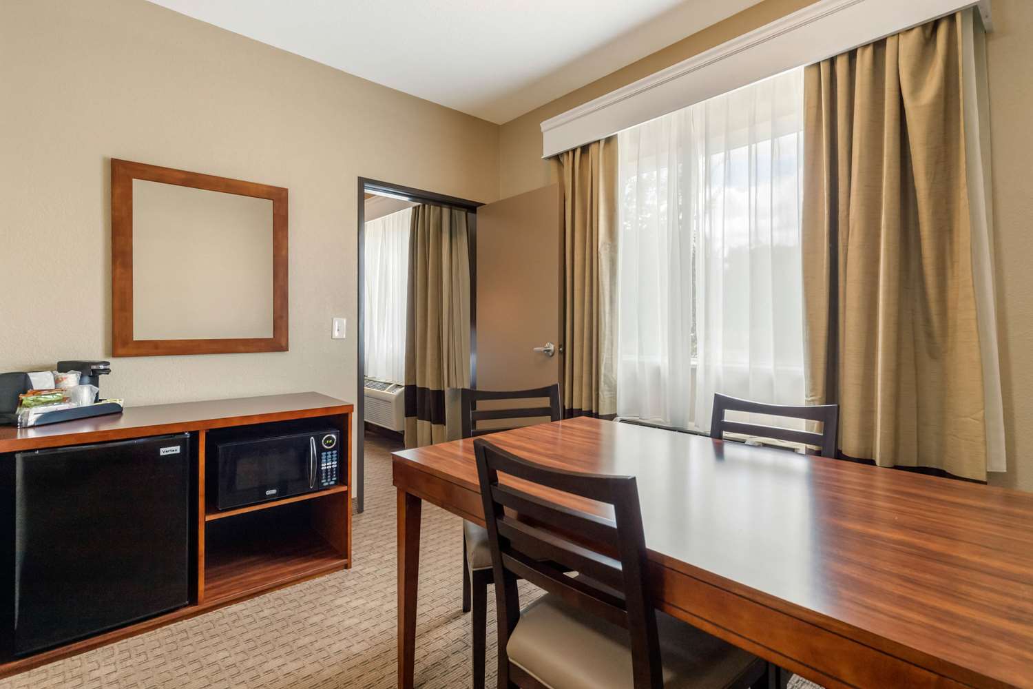 Comfort Suites San Antonio Airport North 10/17