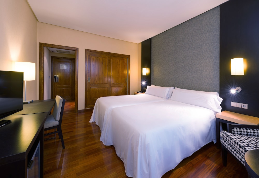 غرفة قياسية، Hotel Murcia Rincon de Pepe Affiliated by Melia (ex Tryp Murcia) 2/4