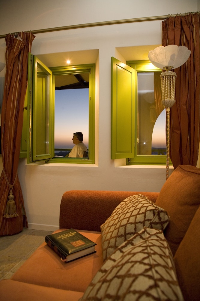 Asha Luxury Suites - Adults Only 39/67