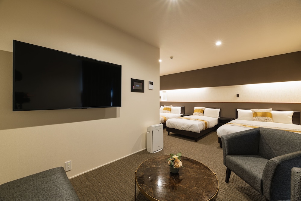 Grand Base Nagasaki City 29/50