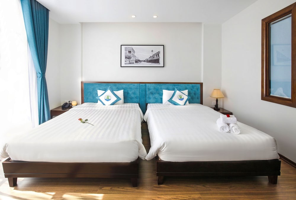 Ritzy Boutique Hotel Da Nang 27/77