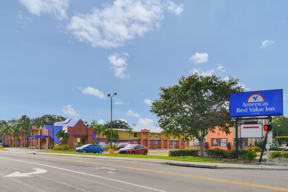 Americas Best Value Inn Sarasota Downtown 37/40