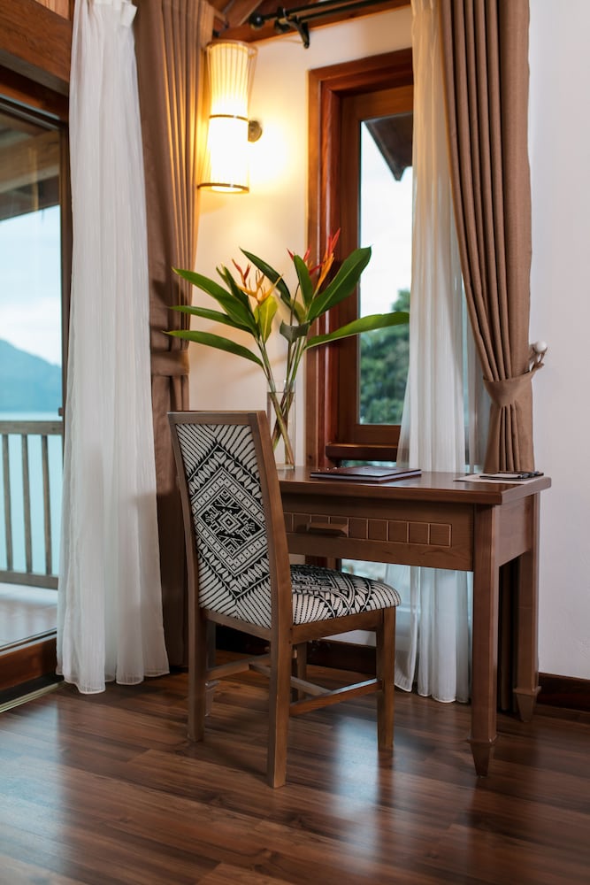 Mai Chau Hideaway Lake Resort 51/72