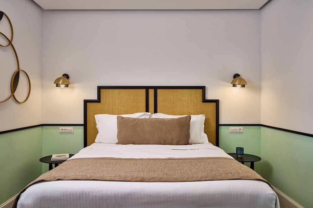 Alleys Boutique & Spa Hotel 8/50
