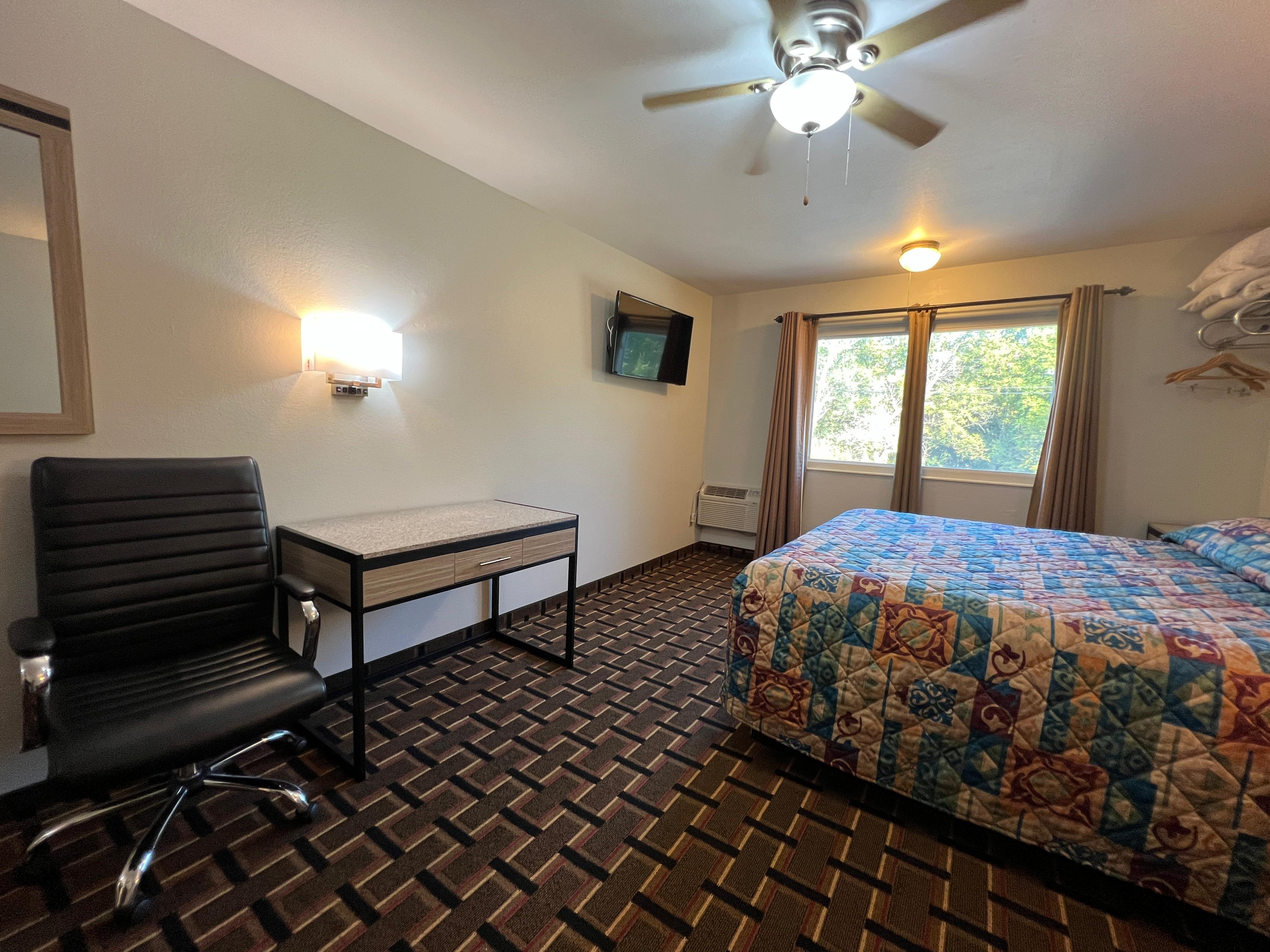Deluxe Inn Capital O Nebraska City I 29 28/36