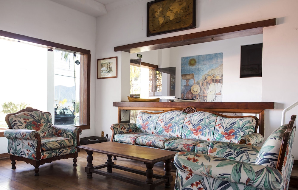 Ilhabela Hotel 32/50