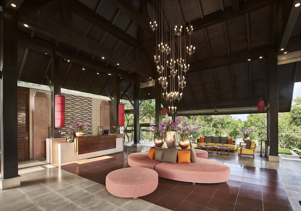 Lobby at Sea Sand Sun Resort And Villas, SATTAHIP