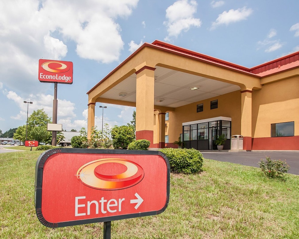 Econo Lodge Northport near University 3/36