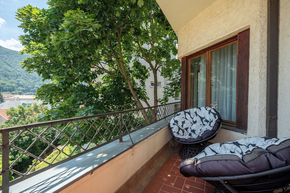 Hotel Casa Cranta 25/50