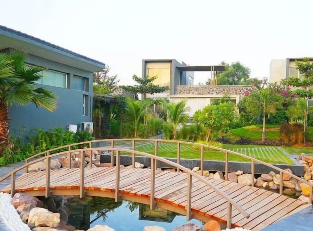Basalt Paradise Resort And Spa 11/38