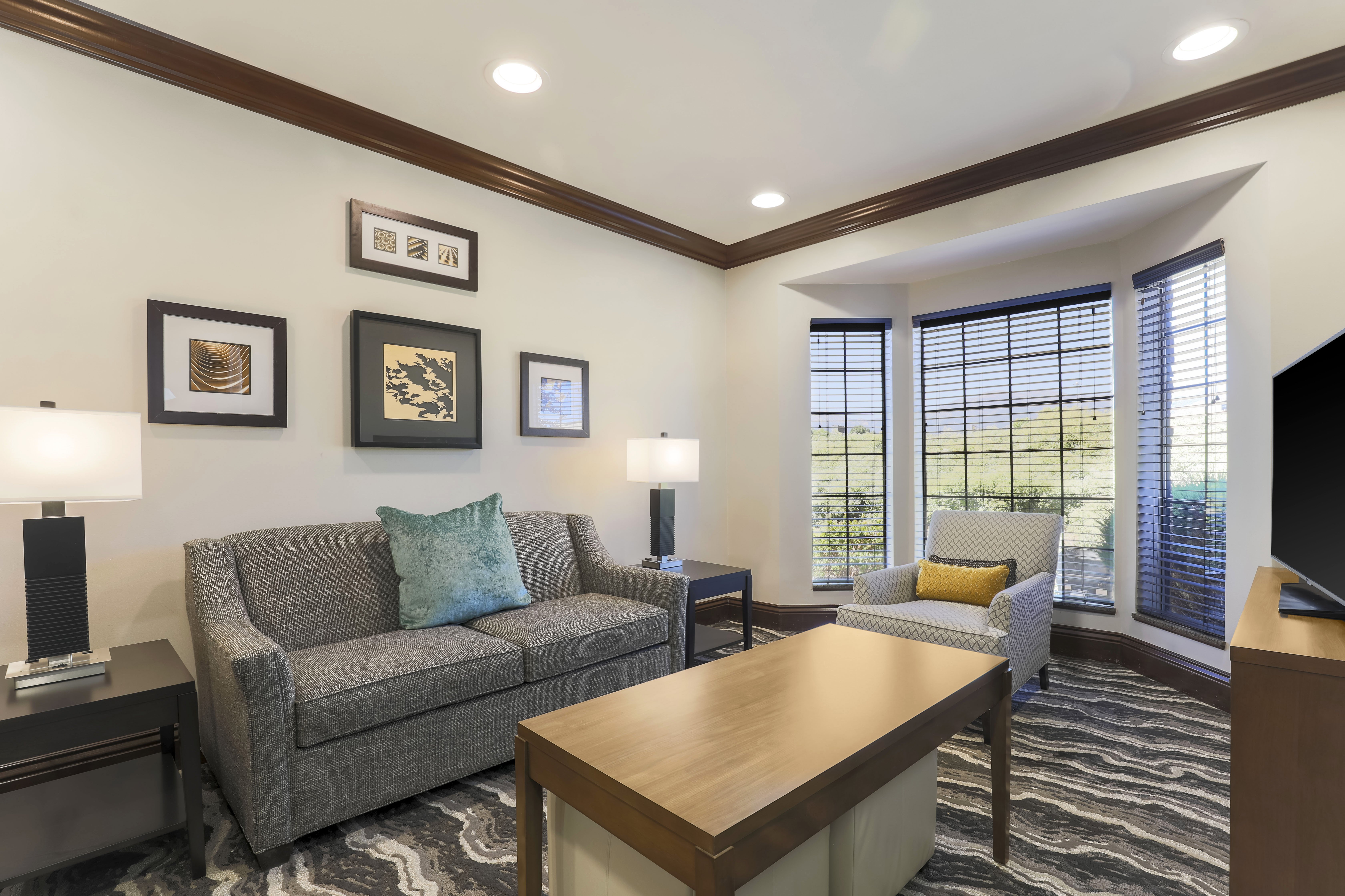 Staybridge Suites Reno 25/45