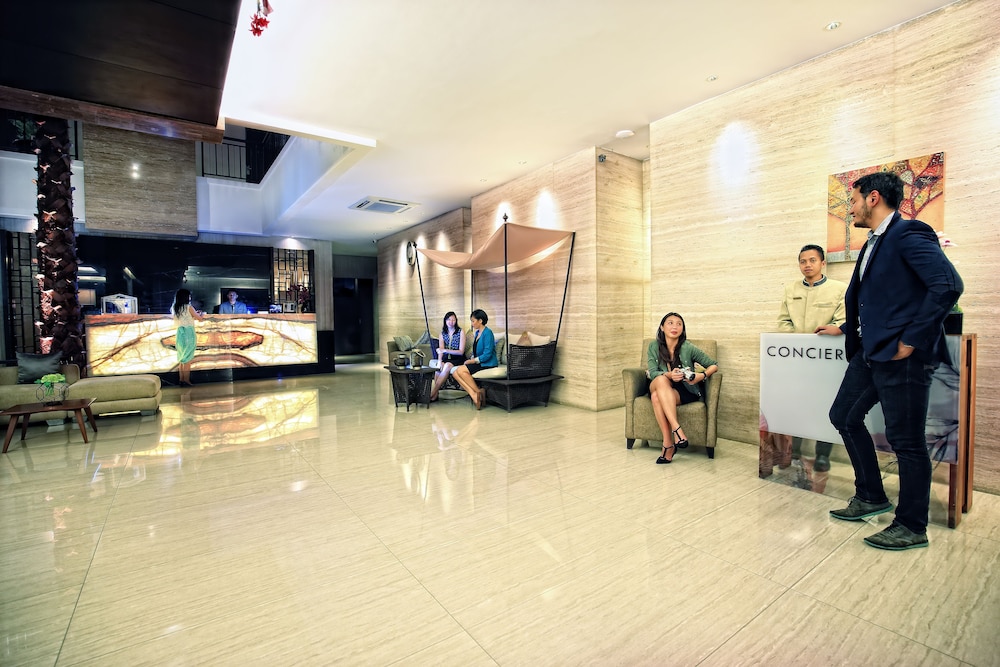 Rasuna Icon Hotel 46/61