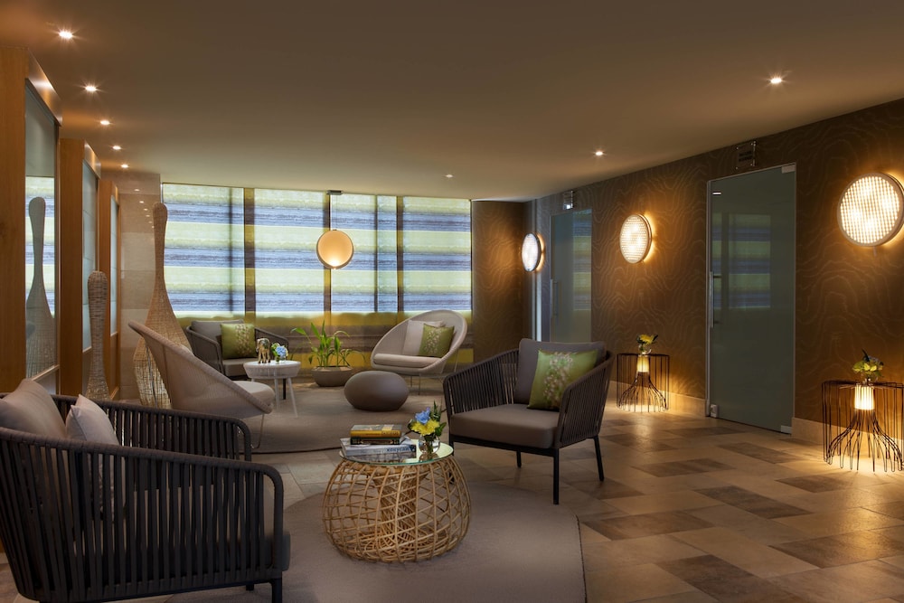 Renaissance Atyrau Hotel 28/54
